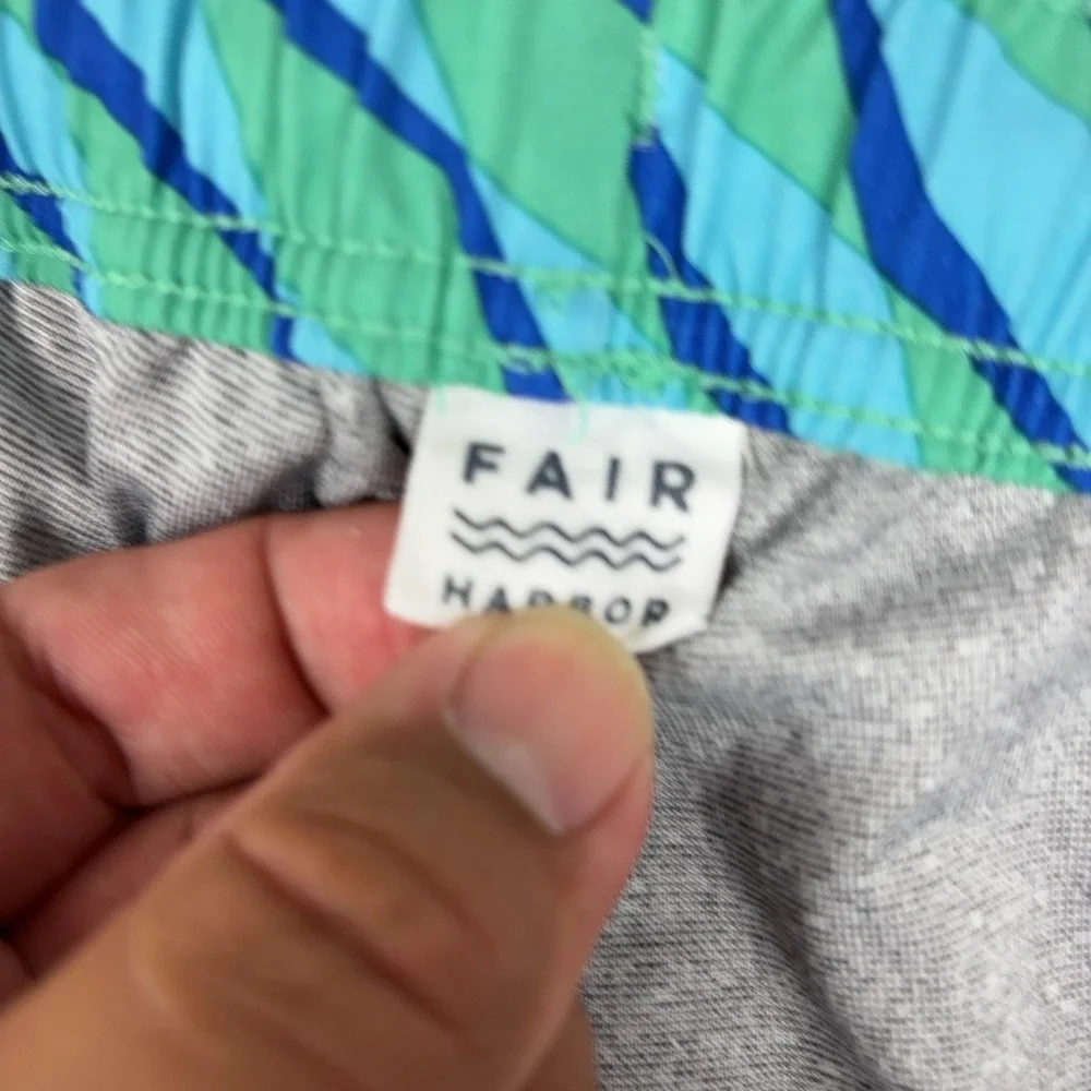 Fair Harbor Swim Shorts Mens Large Blue Green Geometric Trunks Lined Stretch